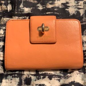Henri Bendel wallet